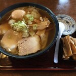 ワンタンメンの満月 - 煮たまごワンタンメン　メンマ