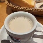 Komeda Kohi Ten - ミルクコーヒー600円。モーニングセットはサービス。