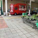 やきとりたけちゃん - 真っ赤なキッチン・カー