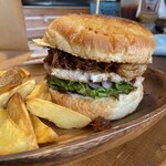 MYTOWN BURGERS - 