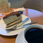 ハーブス 松坂屋名古屋店 - ティラミスとシアトルブレントホットコーヒー♪