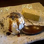 ころ助 - アイスクリーム＆抹茶と豆乳を使ったレアチーズ