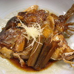 割烹よし田 - 鯛のアラの炊き出しもまた絶品で良い味付けです。