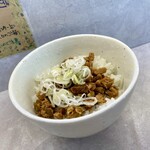 ほのぼんヌードルズ - 肉めし 250円