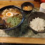 Niboshi Ramen Hitsu - 