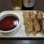 鴻福園 - 焼き餃子 6個 480円　(2023.9)