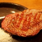 炭火焼ジンギスカン ポッケ - 知床産 エゾシカ は塩で食べる