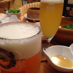 やを屋 - レモンビールとフツーのビール