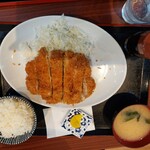 Kome Masu - ジャンボチキンカツ定食