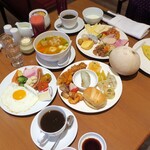 Sheraton Saigon Hotel & Towers  - 朝食ビュッフェ