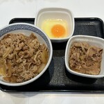 Yoshinoya - 牛丼 並盛 つゆだく、468円＋玉子、96円＋牛小鉢、110円