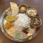 東インド ベンガル料理専門店インディアンスパイスファクトリー - ベジタリアンターリー