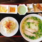 THIEN DUONG - 料理写真:鶏肉フォーランチセット