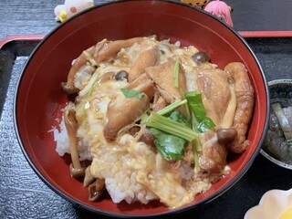 Yoshinaya - あぶたま丼特製　748円(税込)　※寄ってみた