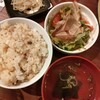 Taishuu Yakiniku Nissekitoorino Tamaya - 