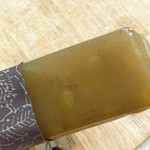 小布施堂本店 - 栗かのこ羊羹　栗の粒が見えます