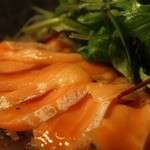 モグヤ - サーモンのカルパッチョ