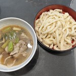 武蔵野うどん きやんち - ■肉増し肉汁うどん中盛り¥990