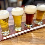 湯楽里館 - ドリンク写真:ビール4種飲み比べ　1000円　雷電カンヌキIPA/ ゴールデンエール/ アンバーエール/ キャプテンクロウ