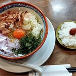 鶏白湯そば 彌 - ＴＫＭ卵かけ麺、ダイブ飯セット