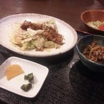 Wakamatsu - 日替わりランチの回鍋肉定食♪