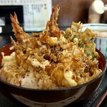 Oshokujidokoro Shirakawa - 海老天丼  海老が５尾!!  お味噌をミニきしめんにチェンジ(有料)