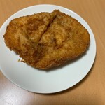 プチ・アンジュ 国立 - 味わいカレーパン　238円（通常は259円）