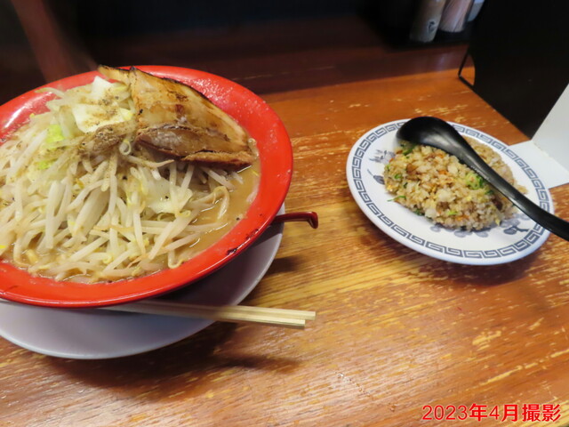 黒木製麺 釈迦力 雄 門真店 （クロキセイメン シャカリキ ユウ