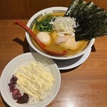 麺家 龍 - 特製ラーメン(1100円)無料ライス カスタム後