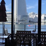 ハングリータイガー - 丁度シーバスが遊覧から帰ってきたところが見えます(*☻-☻*)