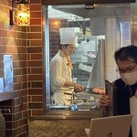 ハングリータイガー - ハングリーを焼いているところが見えます(๑>◡<๑)