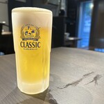 塩ホルモン 周吾 - サッポロクラシック生ビール