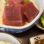 Daihachi - 刺身定食¥1400につくマグロの刺身