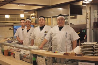 Kame sushi - 老舗の職人がこだわった、上質で“粋”な味をお楽しみください。