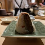 温石 - カマスのおにぎり