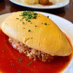 洋食屋　あしぇっと - オムライスあしぇっと風