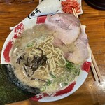 熟成豚骨ラーメン 豚骨麺屋一番軒 総本家 - 