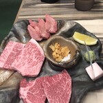 一升びん - 松阪牛 極 特撰三種