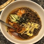 Nishiuratei - 韓国冷麺(黒麺)