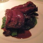 コート ドール - ランド産窒息鳩のロースト