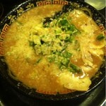 無鉄砲 東京中野店 - ラーメン こってり、麺固め、ネギ多め（650円）