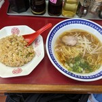 蓬莱飯店 - 