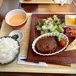 上高地あずさ珈琲 - 到着！ご飯がたっぷり