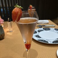 MIRAIE Dining - 