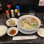 ざぼんラーメン - いい感じの盛具合です♪