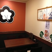 入谷鬼子母神門前のだや - 店内を奥に入ったテーブル席