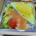 Beans and Mai.Cul - 左から、酢の物と和え物