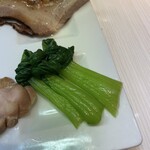 本枯中華そば 魚雷 - チンゲン菜