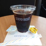 キーズカフェ - アイスコーヒー、380円。