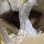 RIVA chocolatier - ３つ買ったら二箱に分かれました。ここの箱は小さいので。